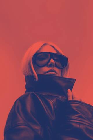 Austrian DJ and producer Dominique Jardin is back with one of her most personal releases to date. Her new single, “NSA (No Strings Attached)”